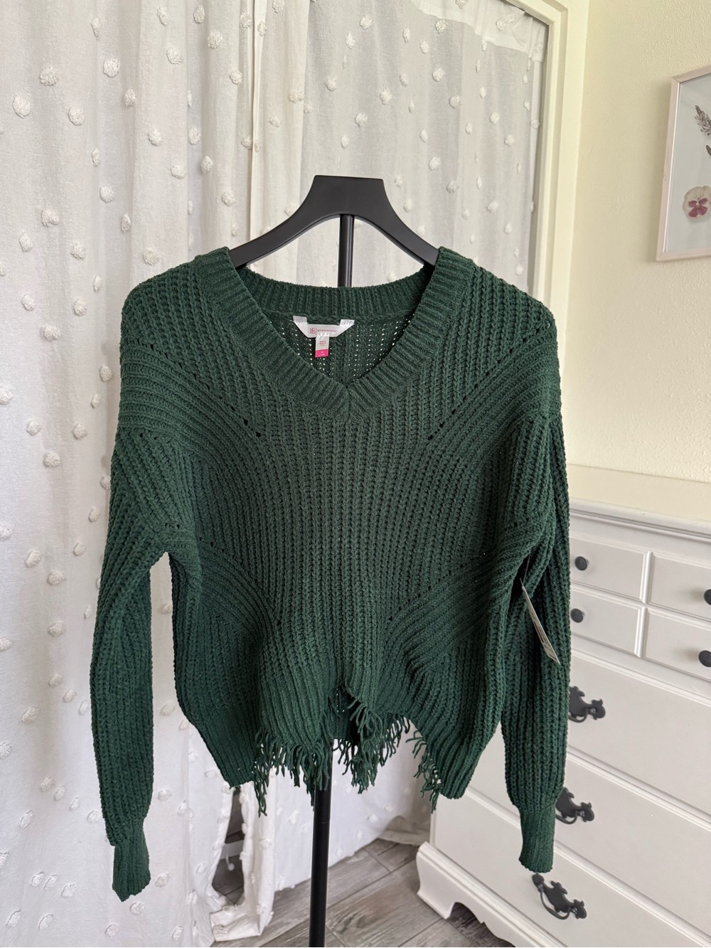 No Boundaries Dark Green V-Neck Distressed Hem Sweater